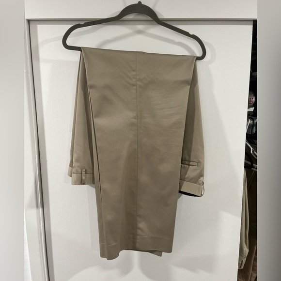 Banana Republic Khaki colored slacks - Picture 1 of 4